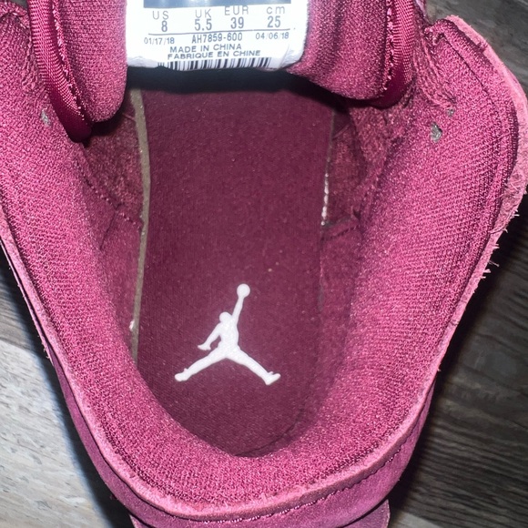 Jordan 3 - Picture 10 of 11